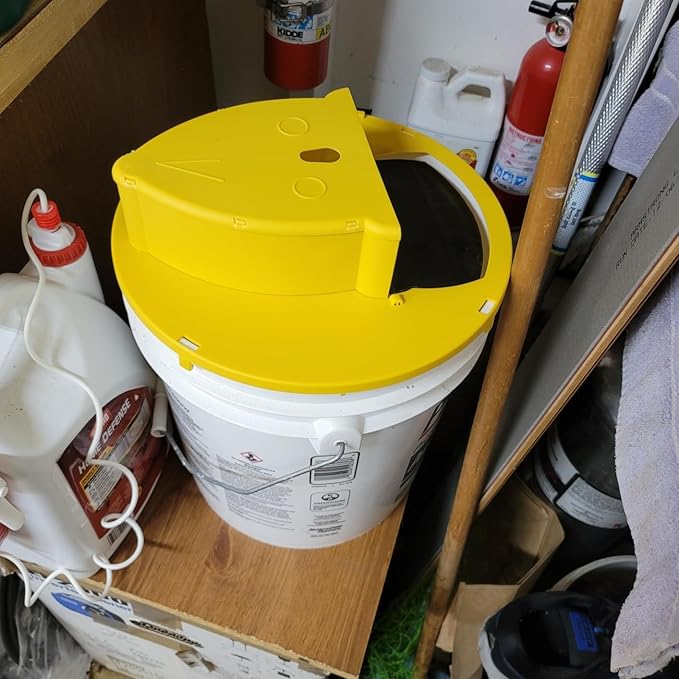 2PACKS Mouse Trap Bucket Adapted to 5 Gallon Bucket Lid Rat Trap Comes with Mouse Catching Stickers Automatic Reset for Indoor Outdoor Use Reusable