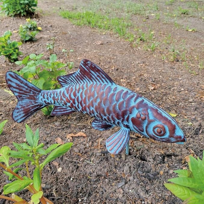 CLYB Metal Koi Fish Sculptures, Outdoor Garden Sculptures & Statues, Antique Copper Koi Pond Decor, Set of 2 Koi Fish Figurines Artwork, Garden Statue for Indoor Outdoor Patio Backyard Home Kitchen