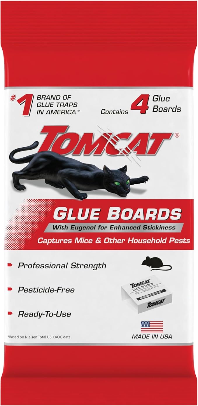 Tomcat Glue Boards with Immediate Grip Glue for Mice, Cockroaches, and Insects, Use Flat or Covered, Ready-To-Use, 4 Traps