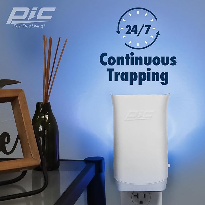 PIC Flying Insect Light Trap, Attracts and Traps House Flies, Fruit Flies, and Gnats (1 Device & 2 Cartridges)