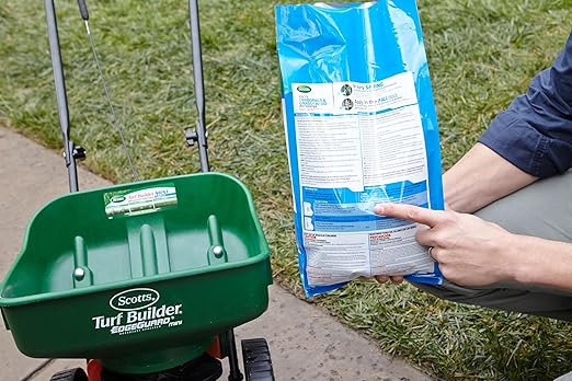 Scotts Halts Crabgrass and Grassy Weed Preventer, Crabgrass Preventer, Pre Emergent Weed Control for Lawns, Prevents Chickweed & More, Treats up to 5,000 sq. ft., 10.06 lb.