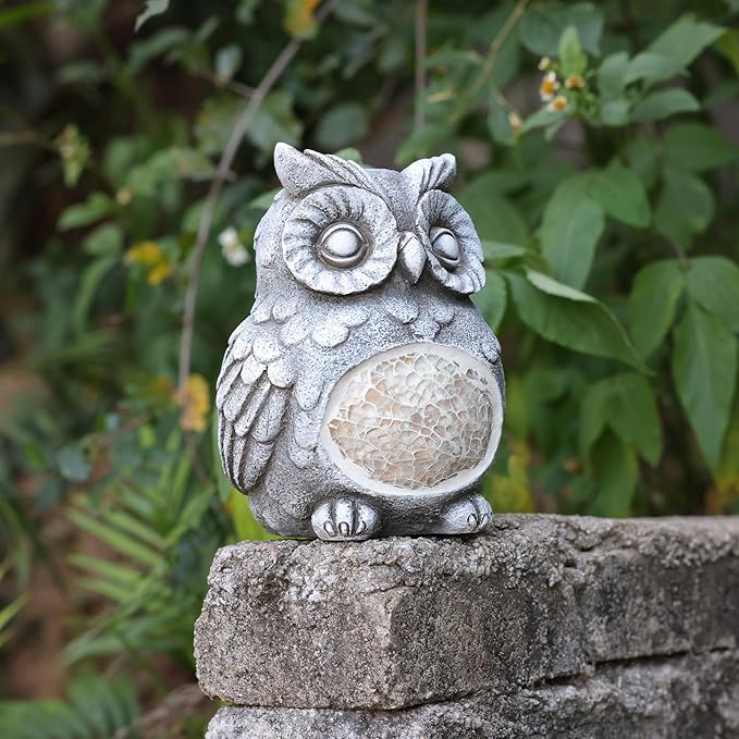 Rezpuao Solar Owl Garden Statues Outdoor Decor Resin Owl Figurine with Solar Light for Patio,Balcony,Yard,Lawn Ornament,Perfect Garden Gift