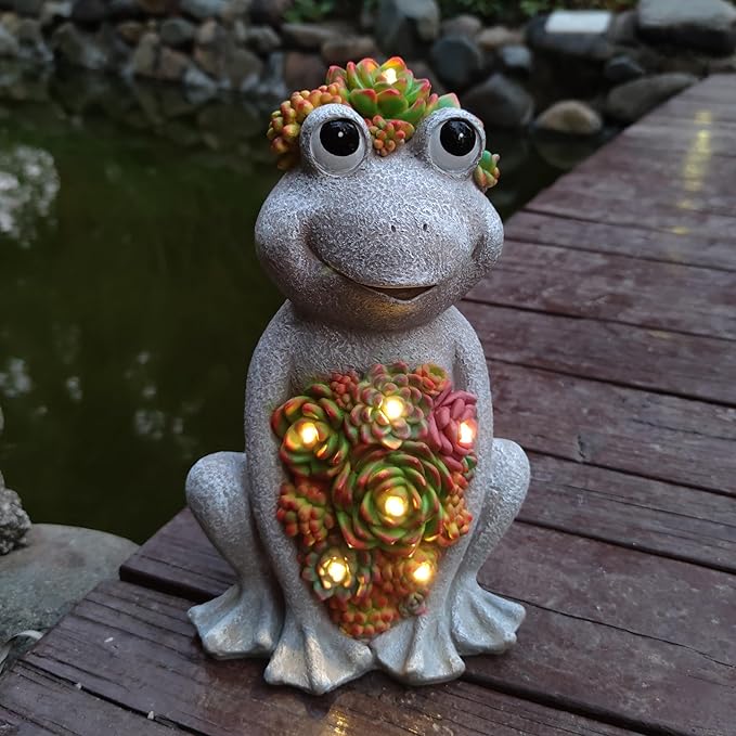 VIOYOUNS Large Frog Solar Garden Outdoor Statues with Succulent and 8 LED Lights,Outside Solar Frog Art Decor for Lawn,Yard, Balcony Ornament