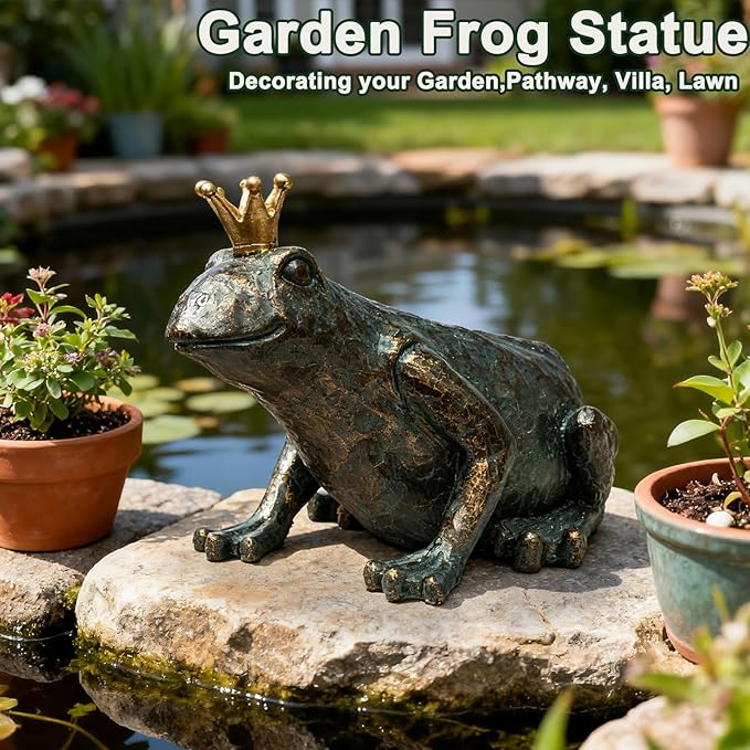 Lune cle Frog Garden Statue,11.5" L×8" H Animal Figurines Garden Decor, Weather-Resistant Outdoor & Indoor Sculptures & Statues for Home,Patio,Yard and Entryway-Crouching Frog Prince