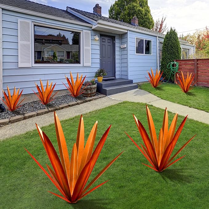Homight Large Agave Sculpture Rustic Metal Agave Plant Outdoor Interior Decoration Outdoor Lawn Decoration Yard Wooden Posts Matching Garden Suitable for Patio