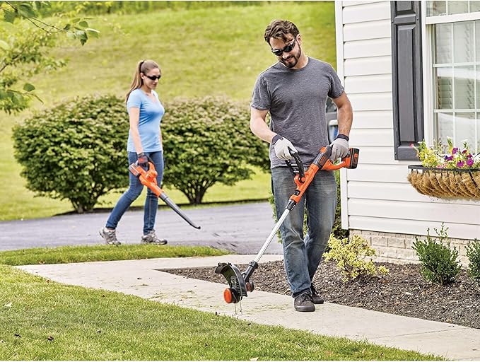 BLACK+DECKER 40V Max Cordless Leaf Blower and Weed Eater Combo with Battery and Charger, String Trimmer and Weed Wacker with Automated Feed Spool (LCC340C)