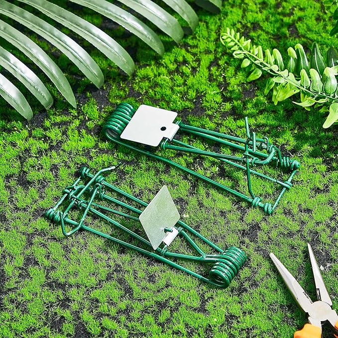 Qualirey 8 Pcs Outdoor Gopher Trap Easy Set Mole Trap Weather Resistant Gopher Killer Vole Killer for Lawn Garden Farm (Green)