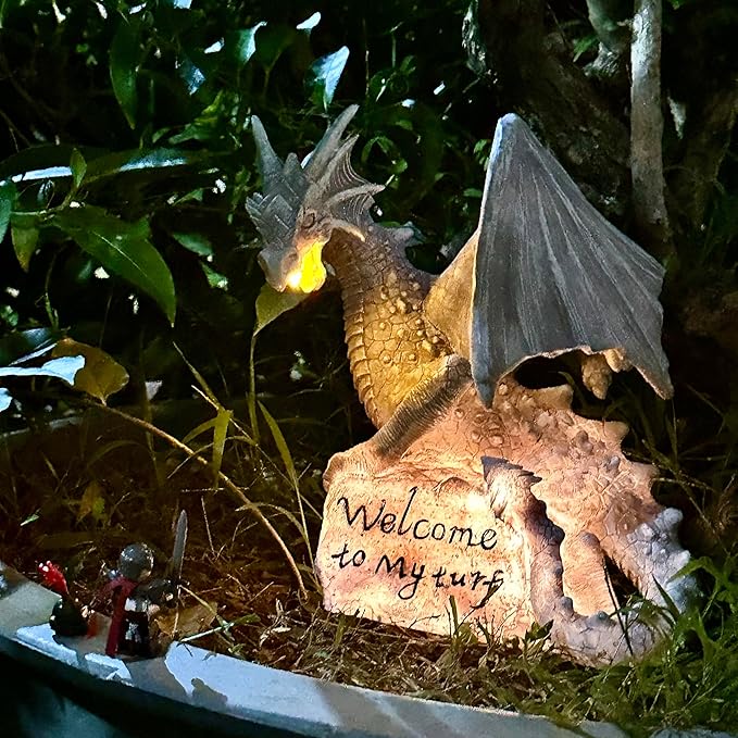 Jy.Cozy Garden Large Dragon Statue Solar Powered Outdoor Figurine Light The Dragonfire Welcome to My Turf Sign Big Resin Sculpture Home Decoration Housewarming Ornament Unique Gift