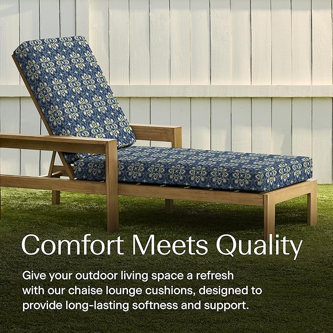 Honeycomb Outdoor Heritage Chaise, 22.5" W x 70" L, Medina Medallion Chair Cushion for Patio Furniture