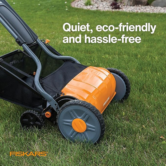 Fiskars Push Mower - 17" Cut Width Manual Reel Mower with No Motor - Grass Cutter with Steel Blades that Stay Sharp - Eco-Friendly Cordless Grass Trimmer for Lawn Care